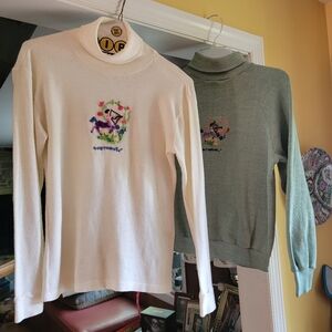 Womans Green Sagitarrius Sweatshirt & Turtleneck